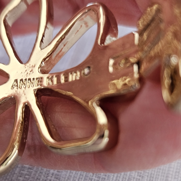 Anne Klein Jewelry Set - Picture 2 of 8